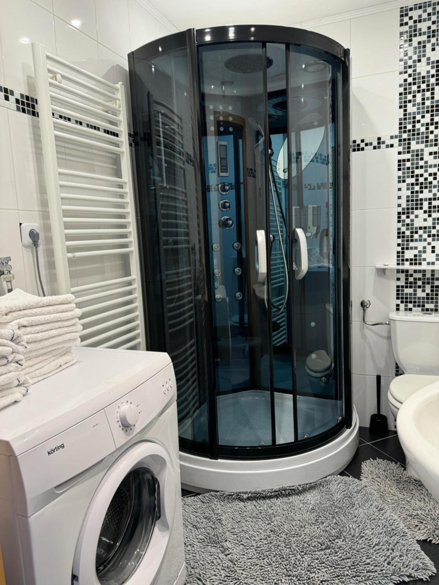 Haus Ella Apartment Novi Vinodolski Luaran gambar