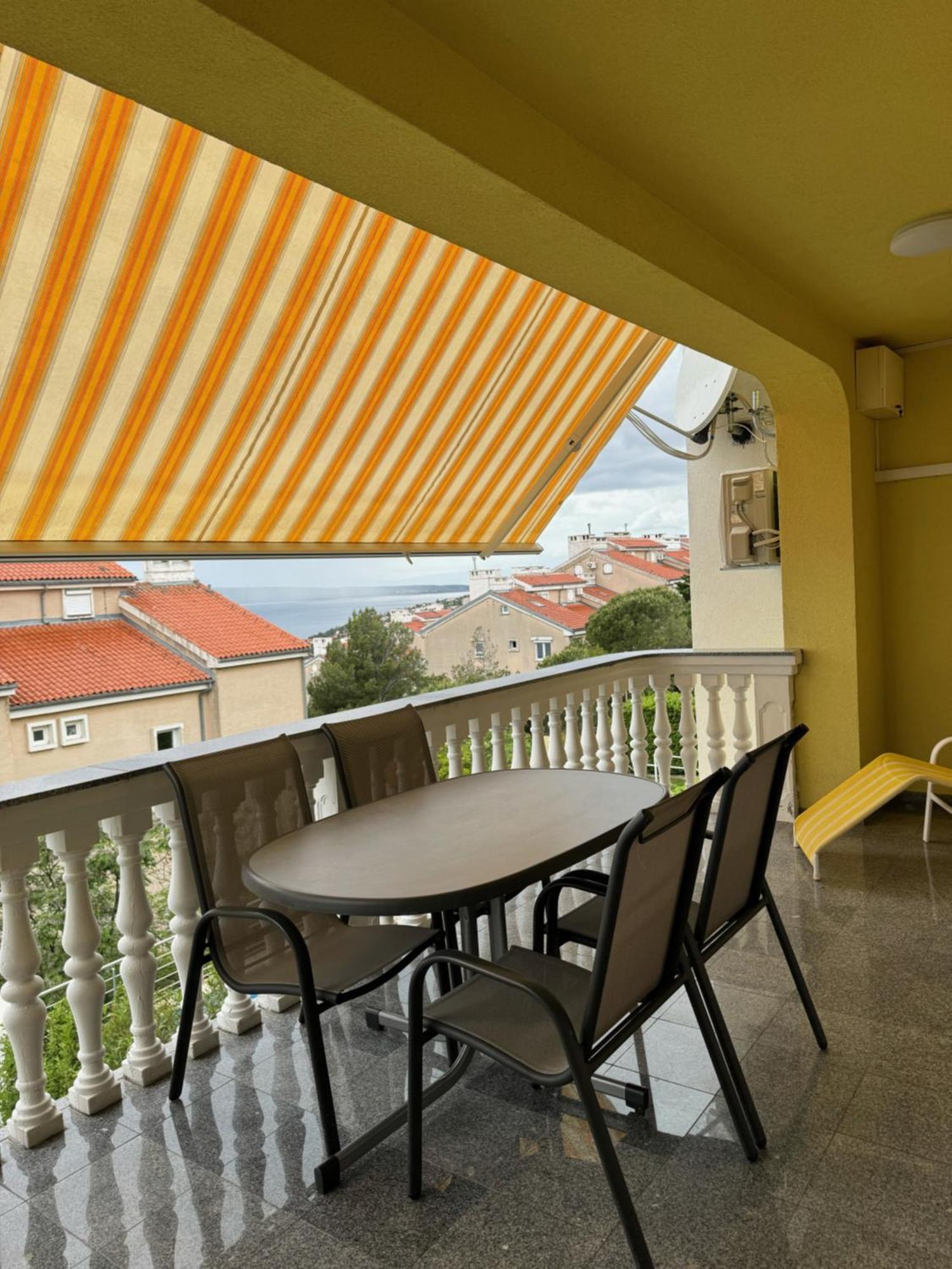 Haus Ella Apartment Novi Vinodolski Luaran gambar