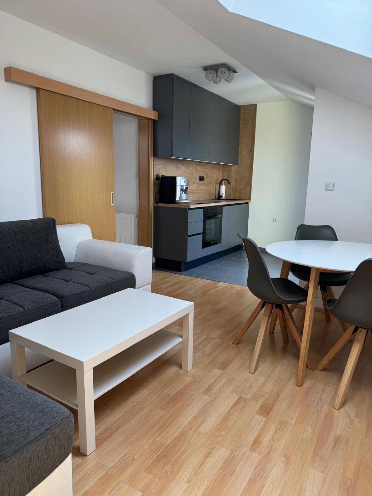 Haus Ella Apartment Novi Vinodolski Luaran gambar