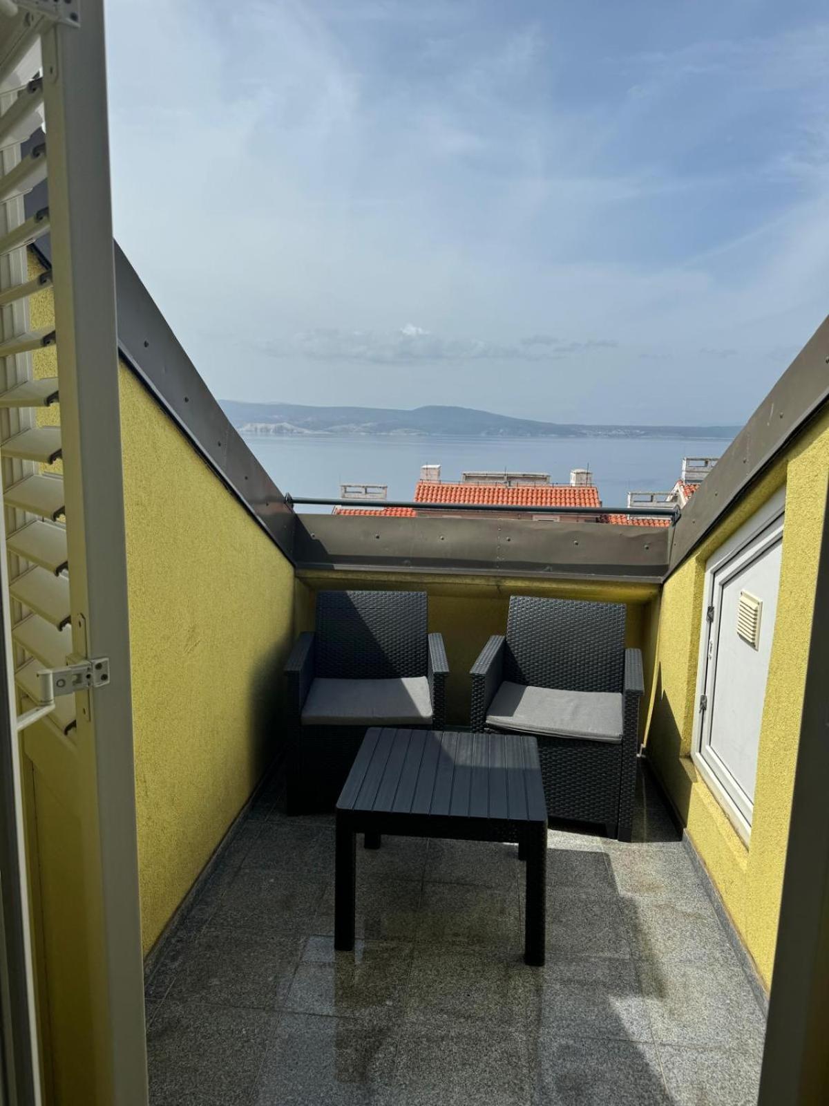 Haus Ella Apartment Novi Vinodolski Luaran gambar